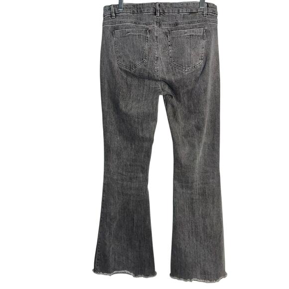 Tractr Gray Flare Jeans Women’s Size 10/30 Raw Hem High Rise Stretch Denim - Picture 3 of 9